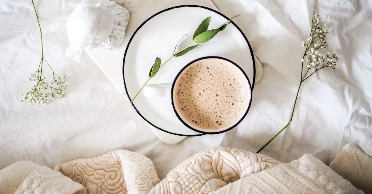 What Your Friend Really Needs When They’re Going Through a Divorce