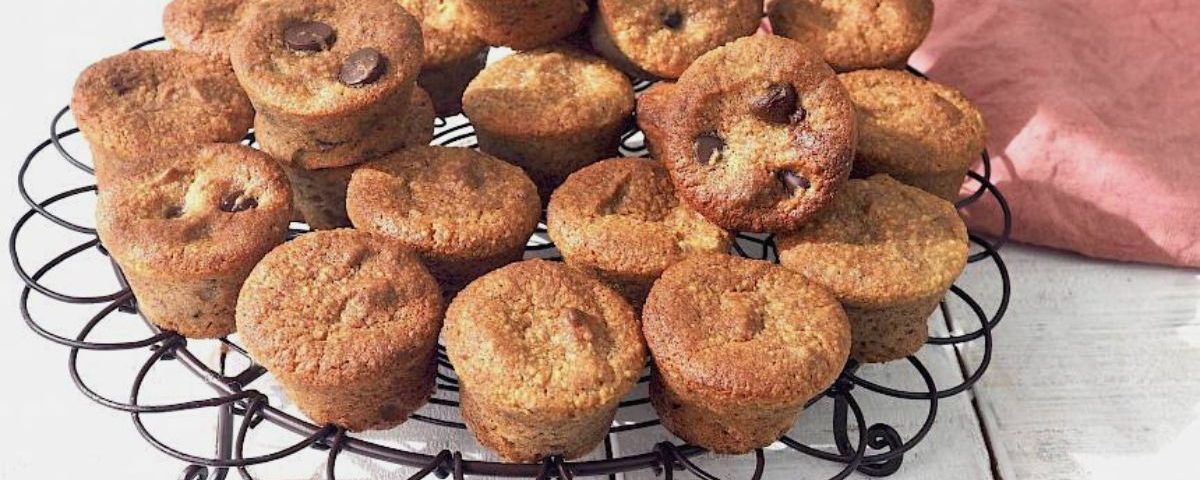 Lunchbox Treat: Mini Banana Muffins